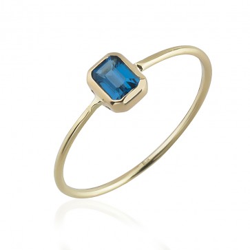 London Blue Topaz Yüzük